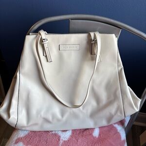 👜Vera Bradley👜 Slim Bucket Tote